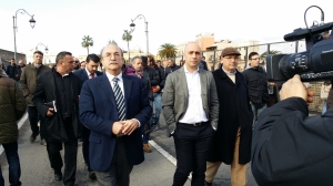 sindaco taranto corteo