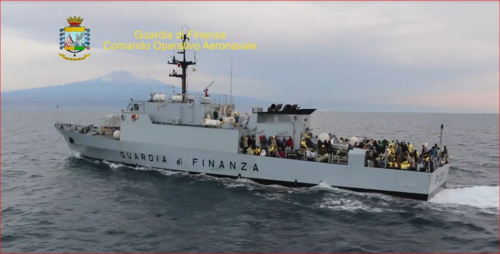 finanza aeronavale taranto 1