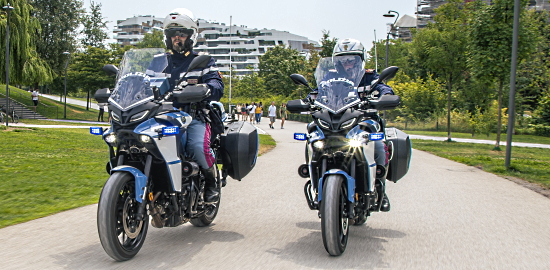 polizia yamaha 550x270 1