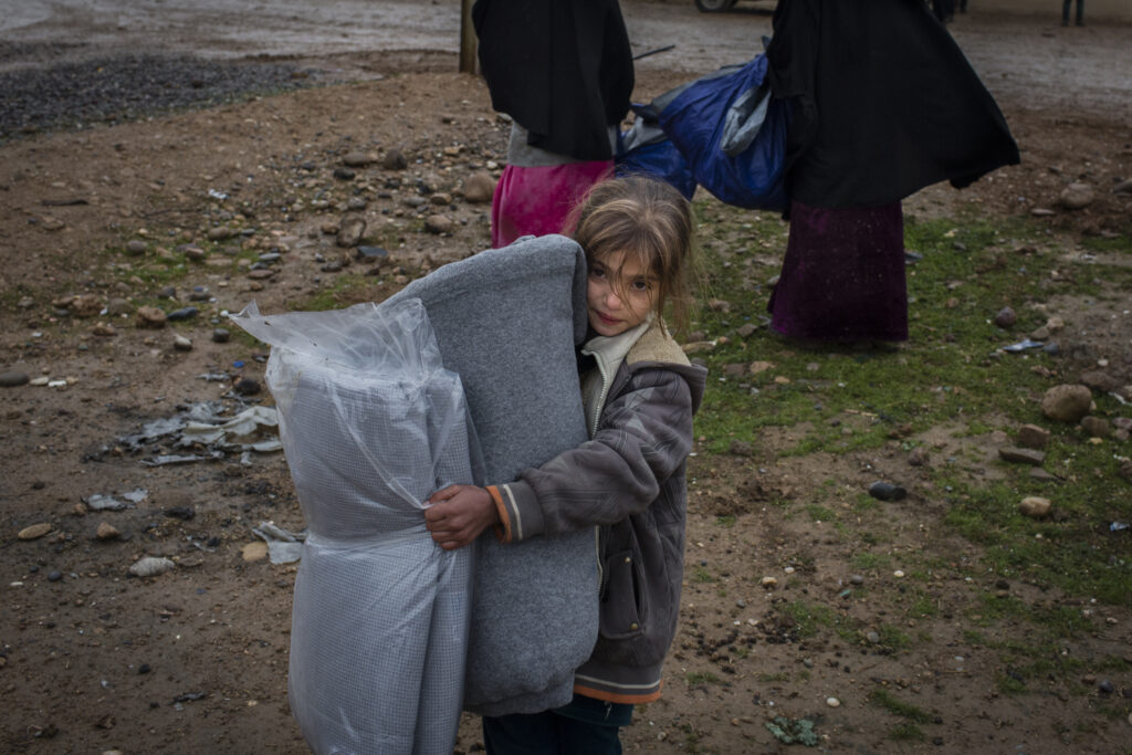 UNHCR FAI SENTIRE IL TUO CALORE 4 scaled