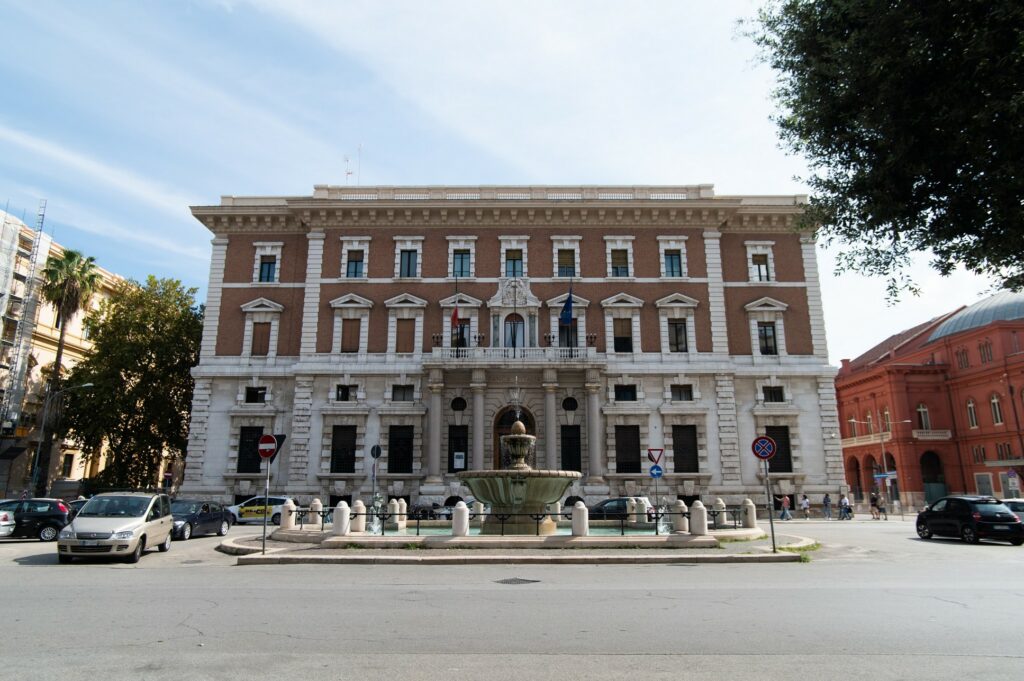 Bari, Banca d'Italia, foto Alessio Gernone © FAI