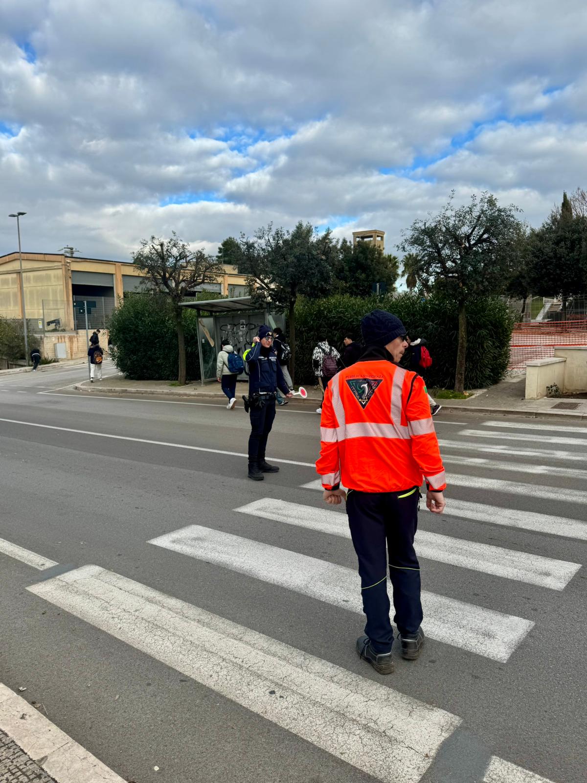 Martina Franca: sicurezza degli studenti, con il volontariato potenziata la vigilanza all’uscita da scuola Comune