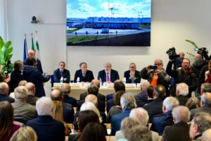 firma addendum facoltà di medicina a Taranto (14)