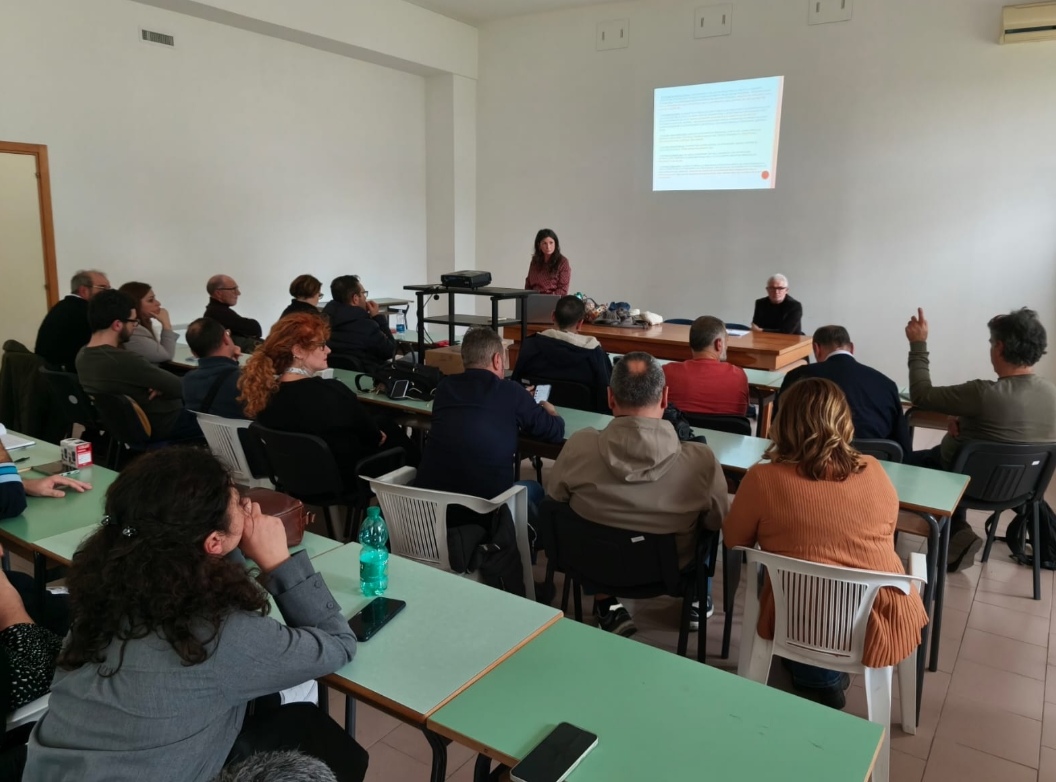 Taranto: come fronteggiare le aggressioni al personale di sanità pubblica veterinaria Incontro fra operatori